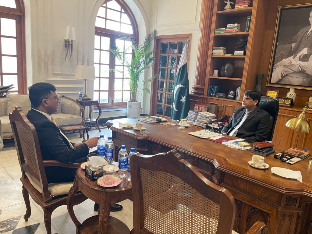 VC Meets HED Secretary on Education Reforms